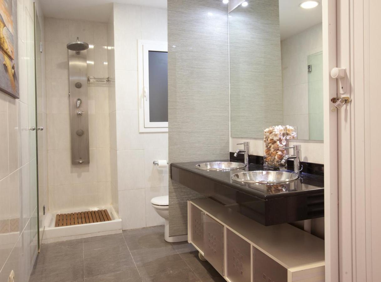 Rambla Cat - Penthouse With Terrace Apartment Barcelona Ngoại thất bức ảnh